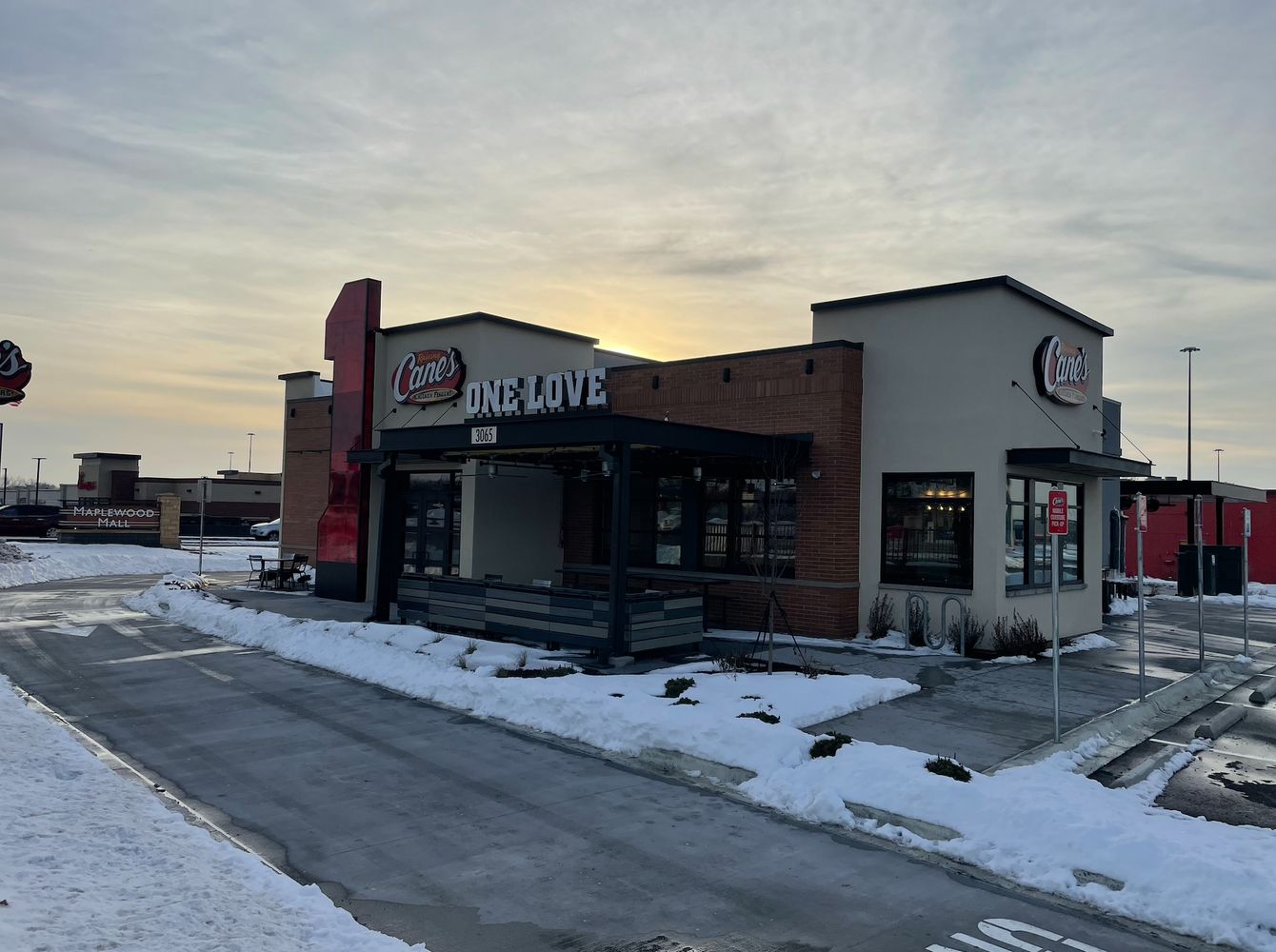 Raising Cane's Chicken Fingers: 3065 White Bear Ave N, Maplewood, MN 55109